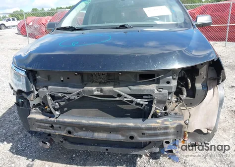 2013 Ford Edge Se z USA, uszkodzony, nr VIN 2FMDK3GC3DBC10623